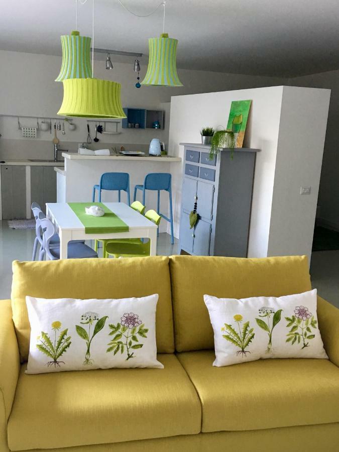 Patty'S Lemonhouse Apartamento Limone sul Garda Exterior foto